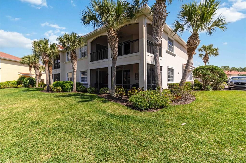 For Sale: $559,000 (3 beds, 2 baths, 2326 Square Feet)
