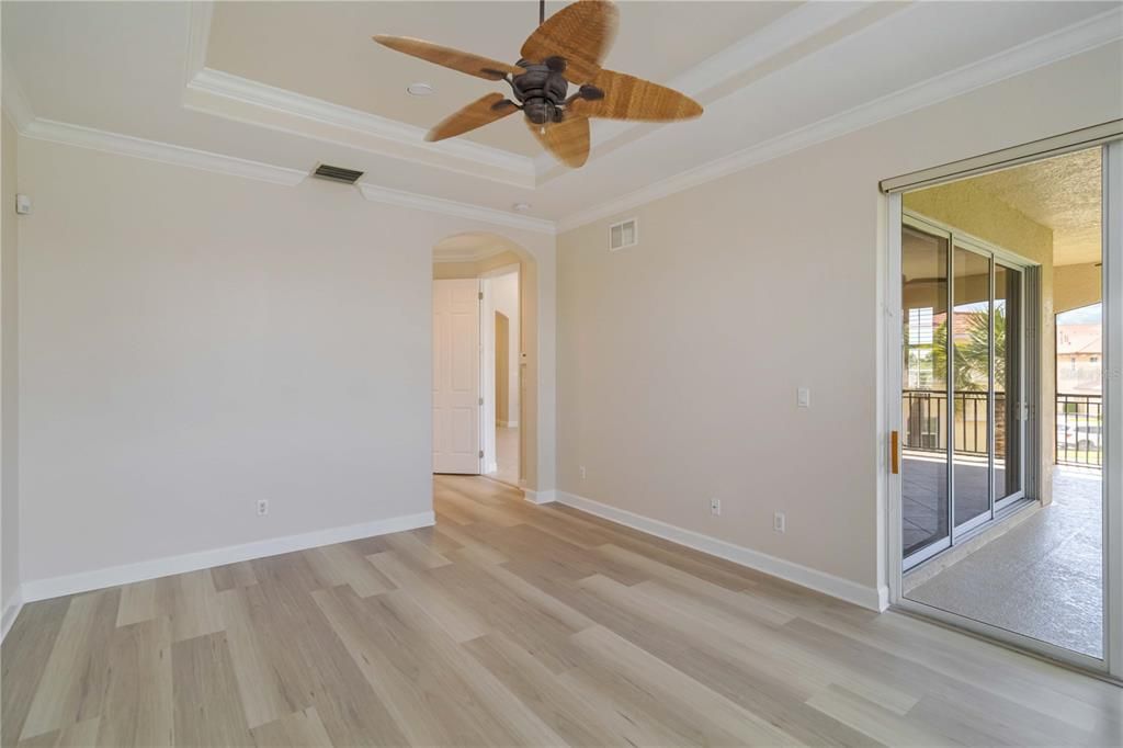 For Sale: $559,000 (3 beds, 2 baths, 2326 Square Feet)