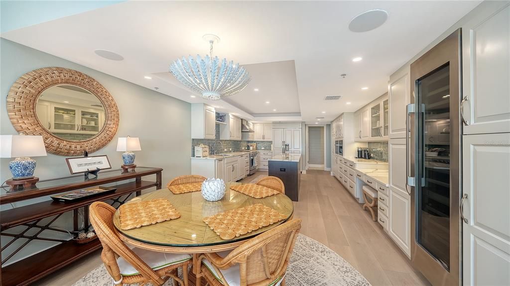 Activo con contrato: $2,595,000 (3 camas, 3 baños, 3382 Pies cuadrados)