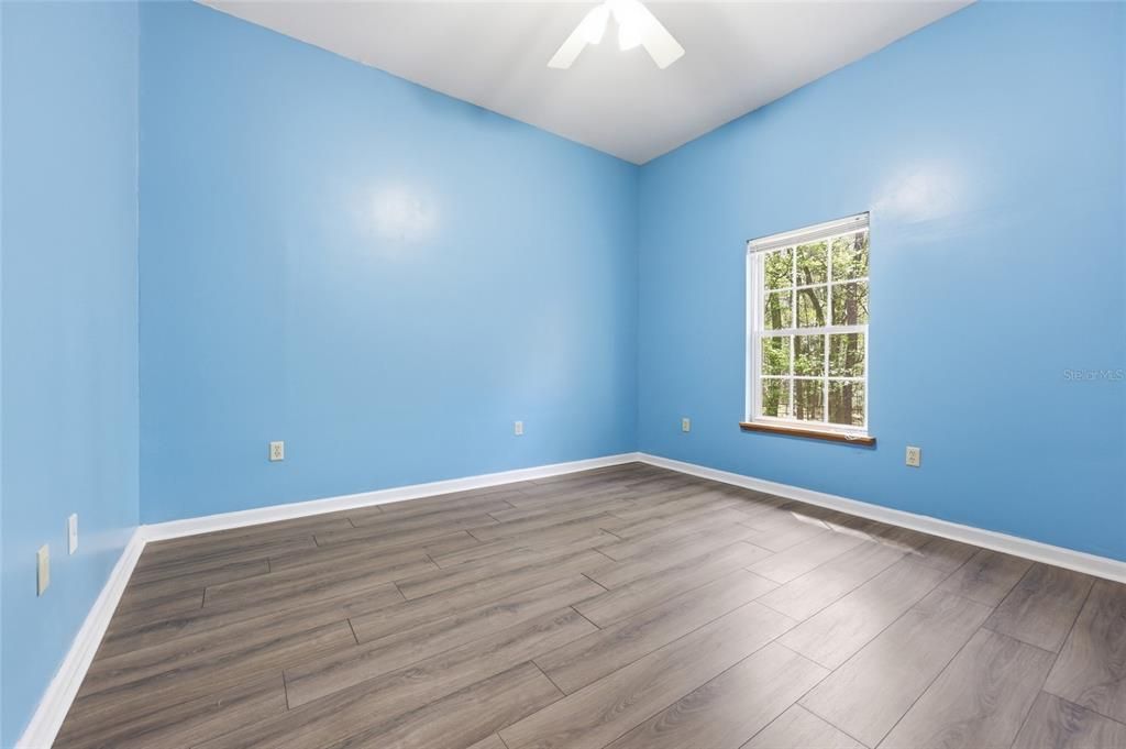For Sale: $425,000 (3 beds, 2 baths, 2124 Square Feet)