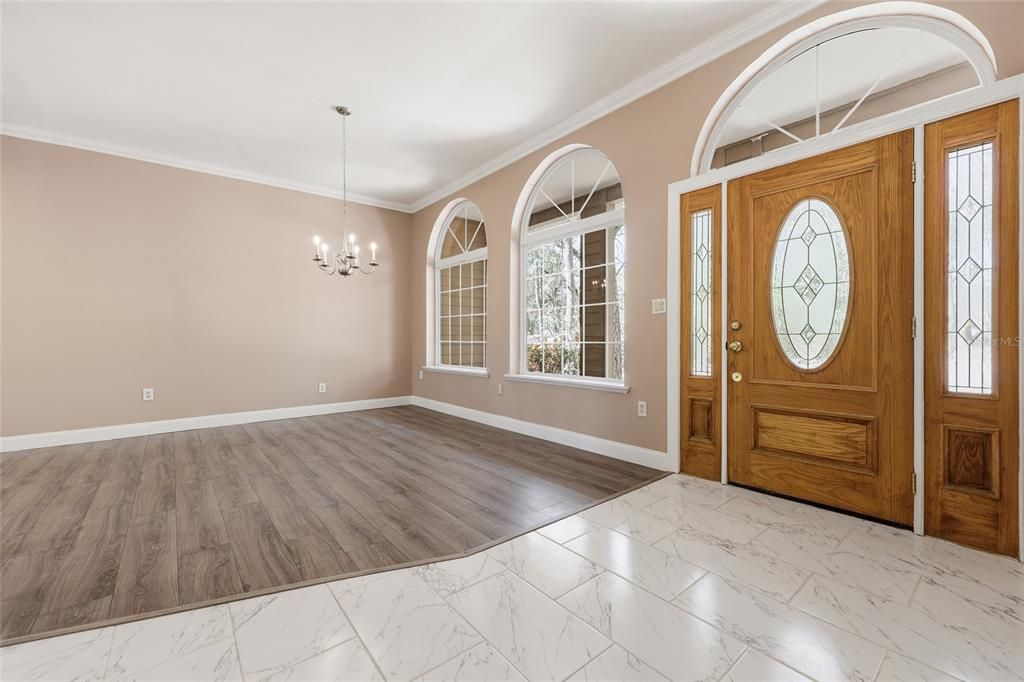 For Sale: $425,000 (3 beds, 2 baths, 2124 Square Feet)