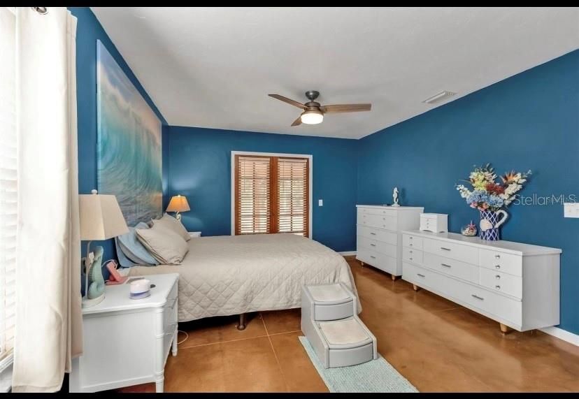 For Sale: $235,000 (2 beds, 2 baths, 1408 Square Feet)