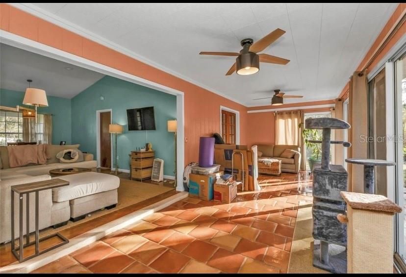 For Sale: $235,000 (2 beds, 2 baths, 1408 Square Feet)