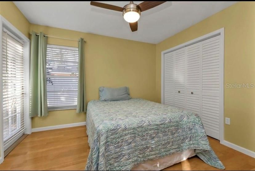 For Sale: $235,000 (2 beds, 2 baths, 1408 Square Feet)