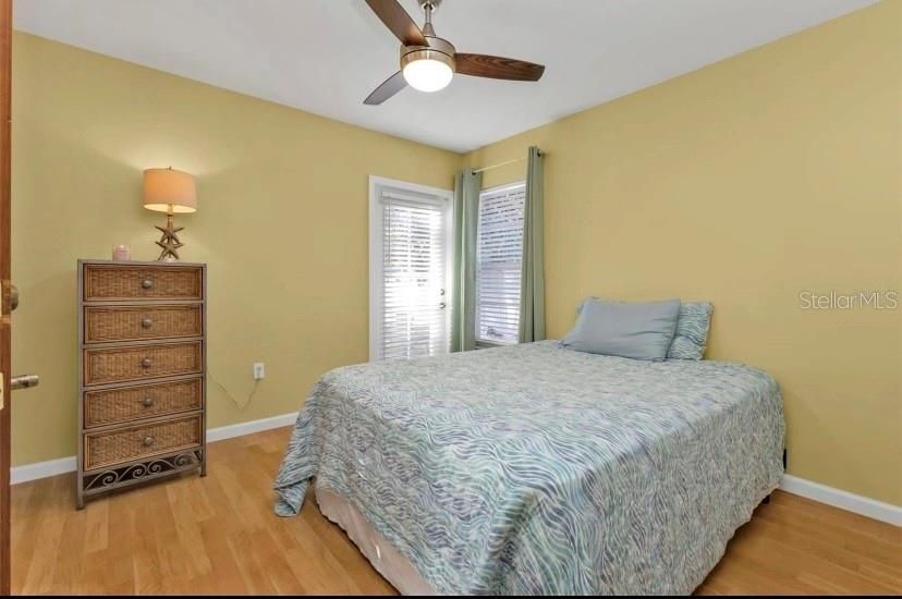 For Sale: $235,000 (2 beds, 2 baths, 1408 Square Feet)