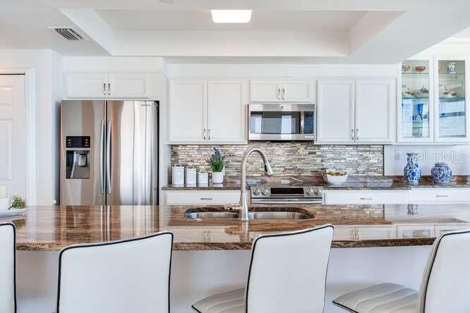 Active With Contract: $1,795,000 (3 beds, 2 baths, 1942 Square Feet)