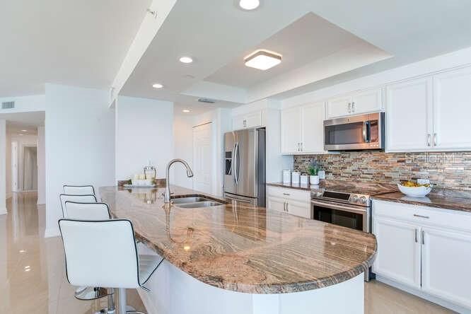 Active With Contract: $1,795,000 (3 beds, 2 baths, 1942 Square Feet)