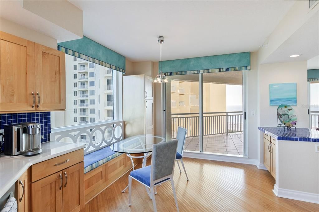 For Sale: $1,500,000 (3 beds, 2 baths, 1952 Square Feet)
