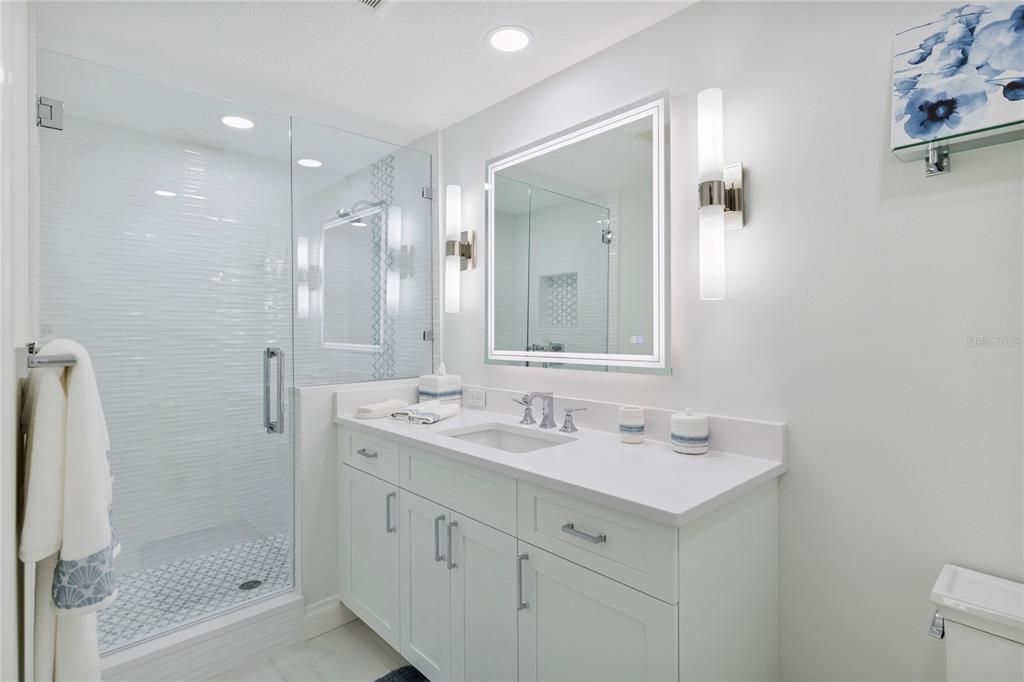 For Sale: $1,500,000 (3 beds, 2 baths, 1952 Square Feet)