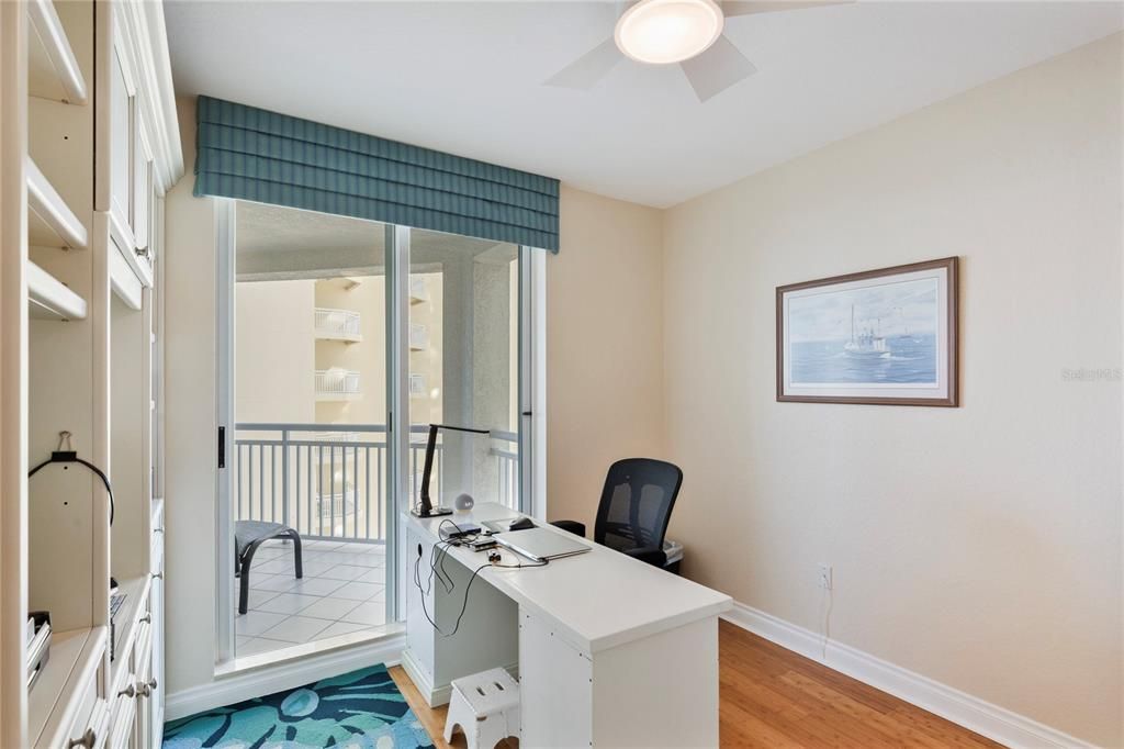 For Sale: $1,500,000 (3 beds, 2 baths, 1952 Square Feet)