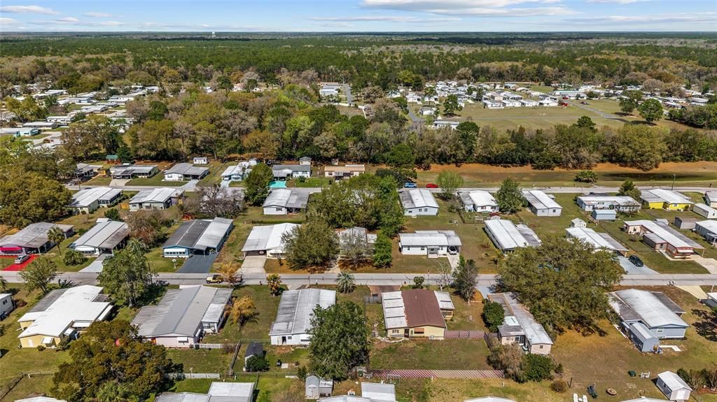 合同活跃: $139,900 (2 贝兹, 2 浴室, 1244 平方英尺)