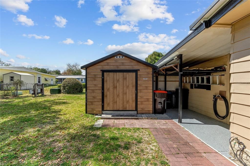 合同活跃: $139,900 (2 贝兹, 2 浴室, 1244 平方英尺)