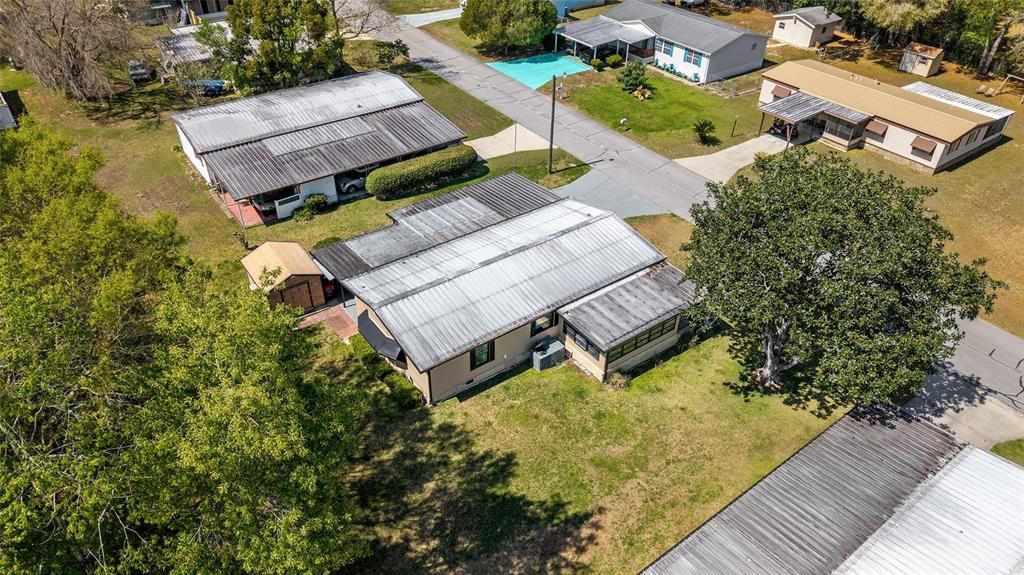 合同活跃: $139,900 (2 贝兹, 2 浴室, 1244 平方英尺)