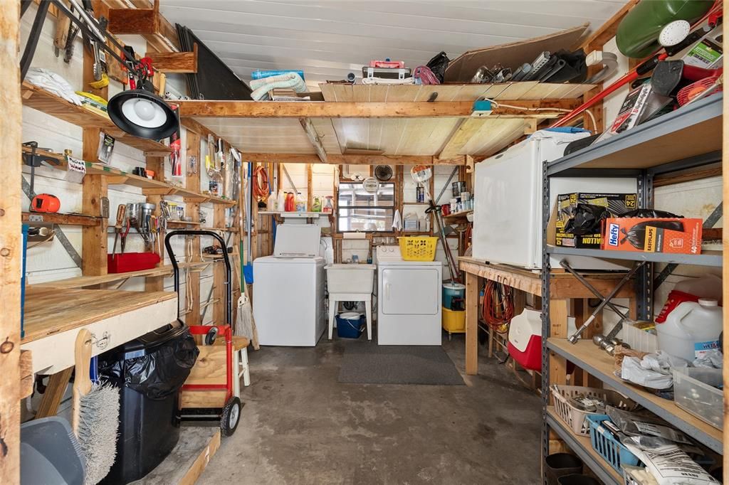 合同活跃: $139,900 (2 贝兹, 2 浴室, 1244 平方英尺)