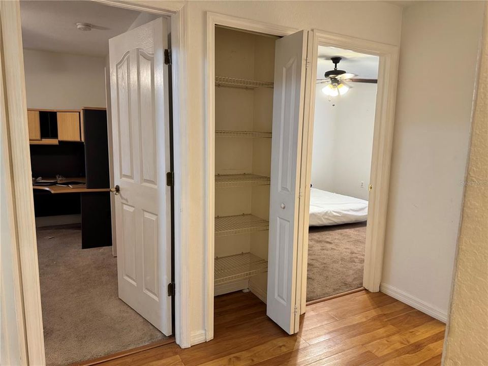 Active With Contract: $255,000 (3 beds, 2 baths, 1974 Square Feet)