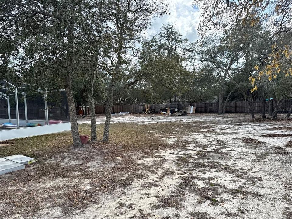 Active With Contract: $255,000 (3 beds, 2 baths, 1974 Square Feet)
