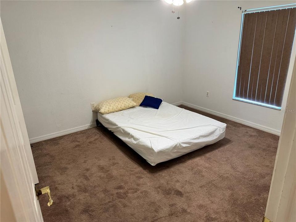 Active With Contract: $255,000 (3 beds, 2 baths, 1974 Square Feet)