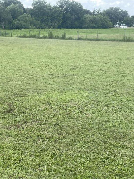 На продажу: $100,000 (0.64 acres)