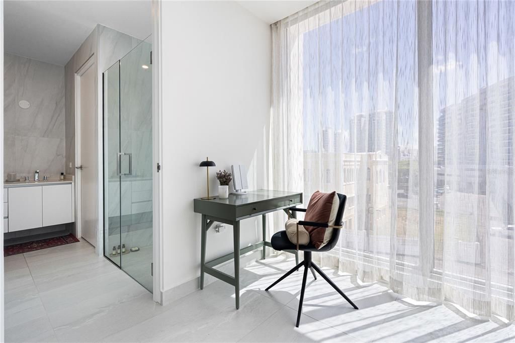 For Sale: $1,995,000 (2 beds, 2 baths, 1940 Square Feet)