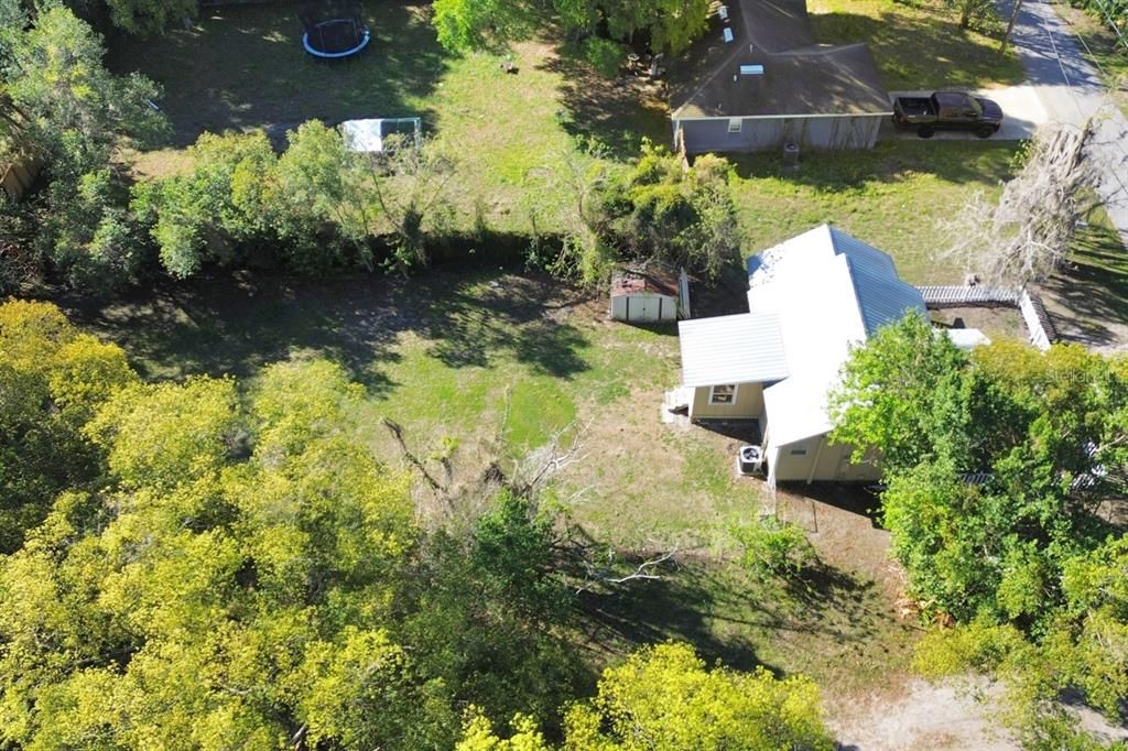 Active With Contract: $219,900 (2 beds, 1 baths, 816 Square Feet)