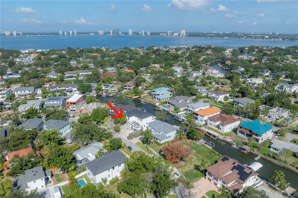 For Sale: $5,149,000 (4 beds, 5 baths, 4565 Square Feet)