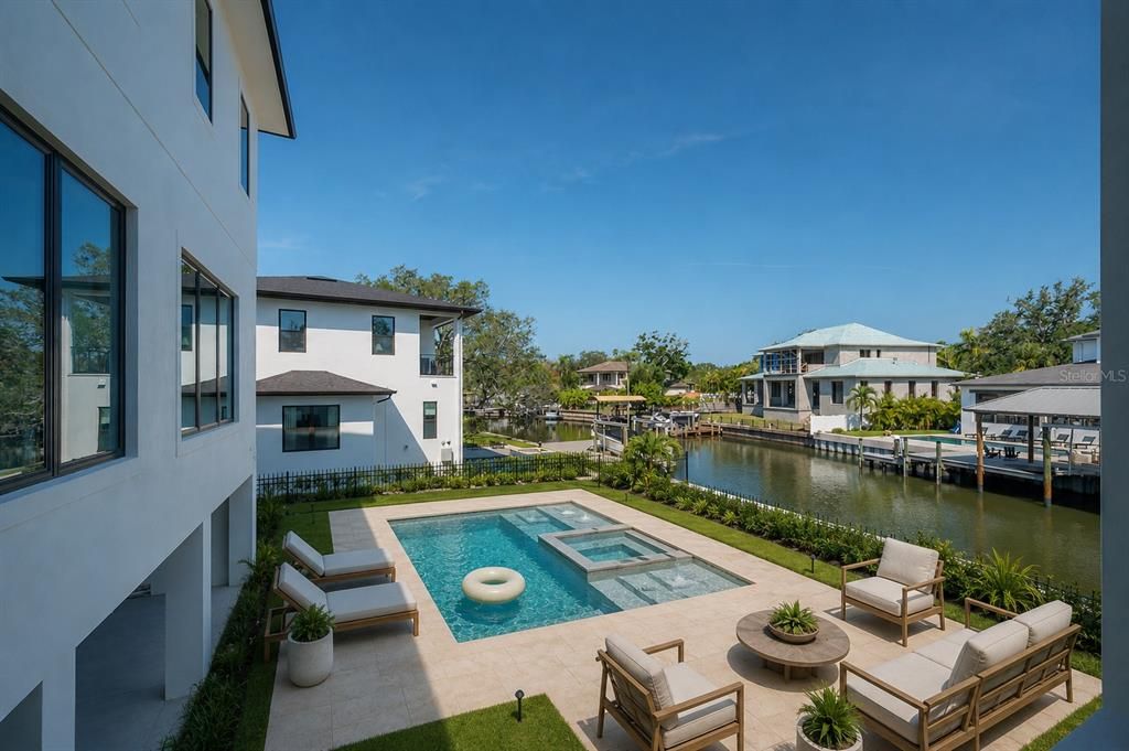 For Sale: $5,149,000 (4 beds, 5 baths, 4565 Square Feet)