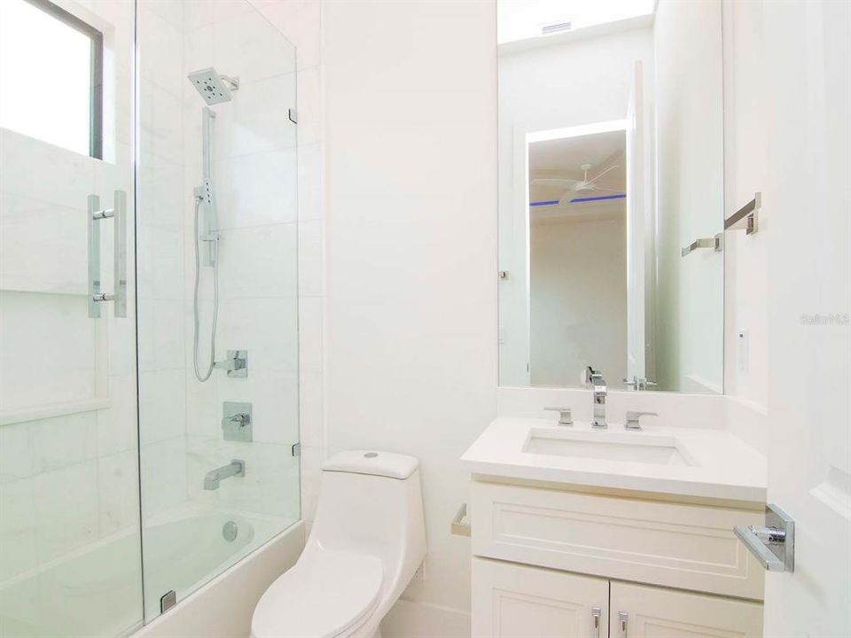 For Sale: $5,149,000 (4 beds, 5 baths, 4565 Square Feet)