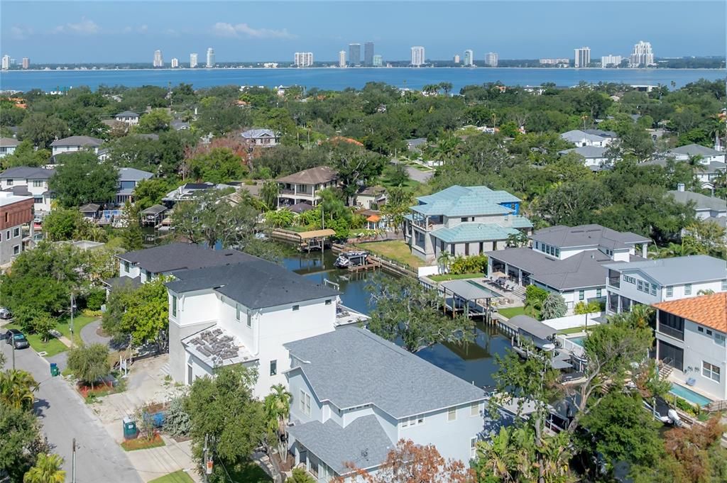 For Sale: $5,149,000 (4 beds, 5 baths, 4565 Square Feet)