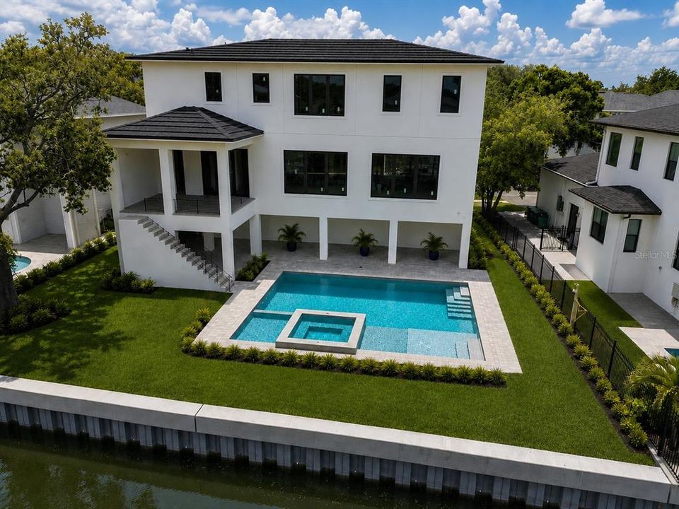 For Sale: $5,149,000 (4 beds, 5 baths, 4565 Square Feet)