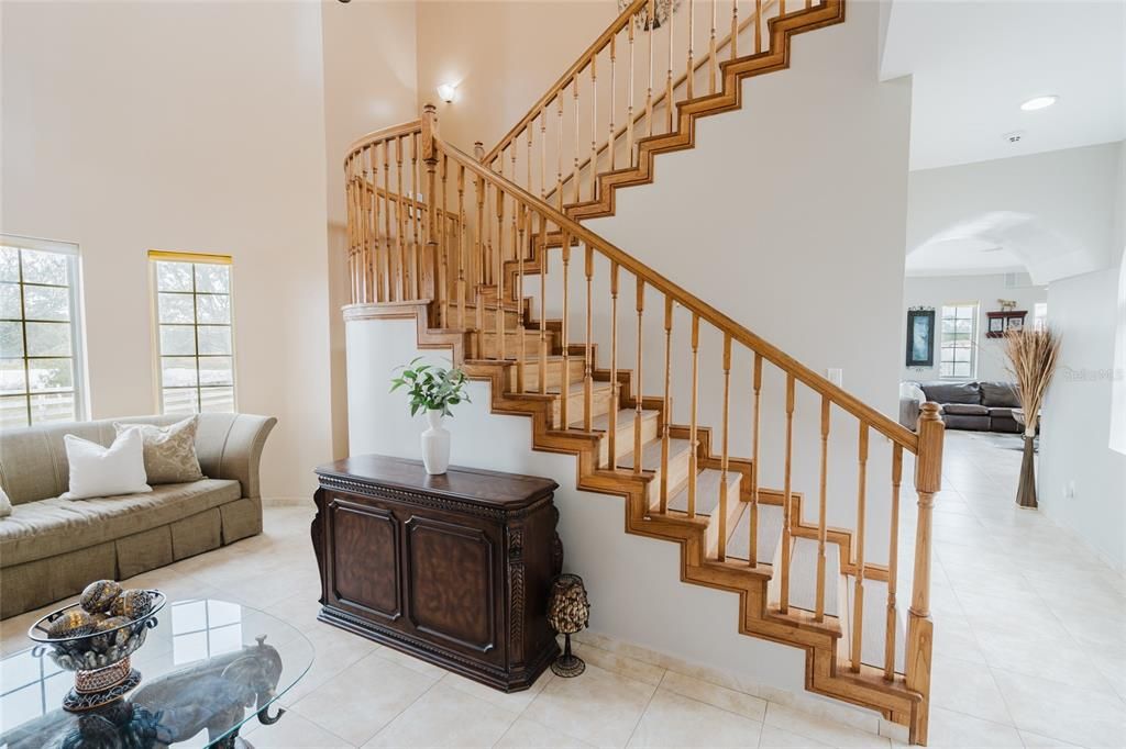 For Sale: $1,650,000 (4 beds, 5 baths, 3876 Square Feet)
