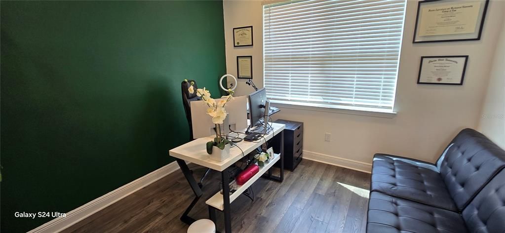For Rent: $3,499 (4 beds, 3 baths, 2827 Square Feet)