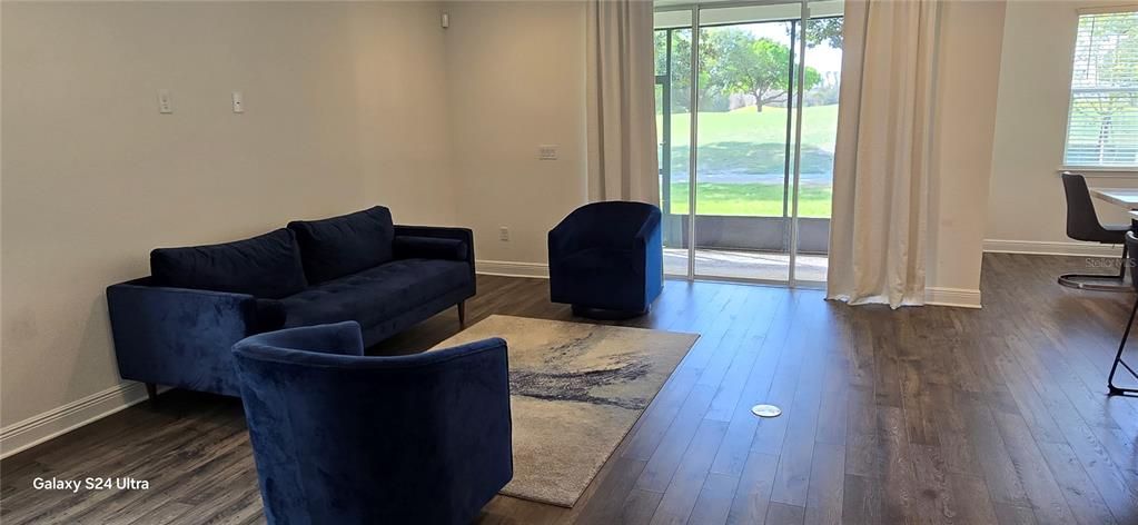 For Rent: $3,499 (4 beds, 3 baths, 2827 Square Feet)