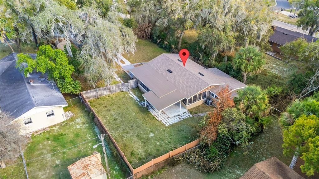 Activo con contrato: $375,000 (3 camas, 2 baños, 1832 Pies cuadrados)