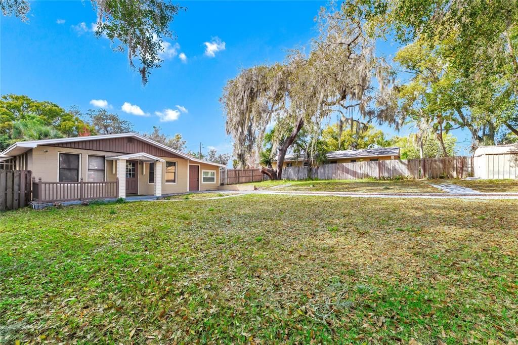 Activo con contrato: $375,000 (3 camas, 2 baños, 1832 Pies cuadrados)