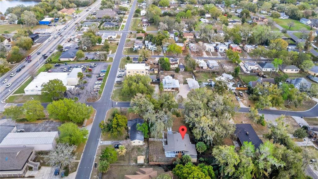 Activo con contrato: $375,000 (3 camas, 2 baños, 1832 Pies cuadrados)