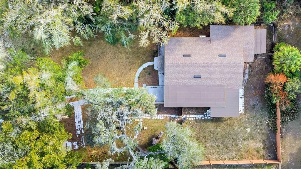 Activo con contrato: $375,000 (3 camas, 2 baños, 1832 Pies cuadrados)