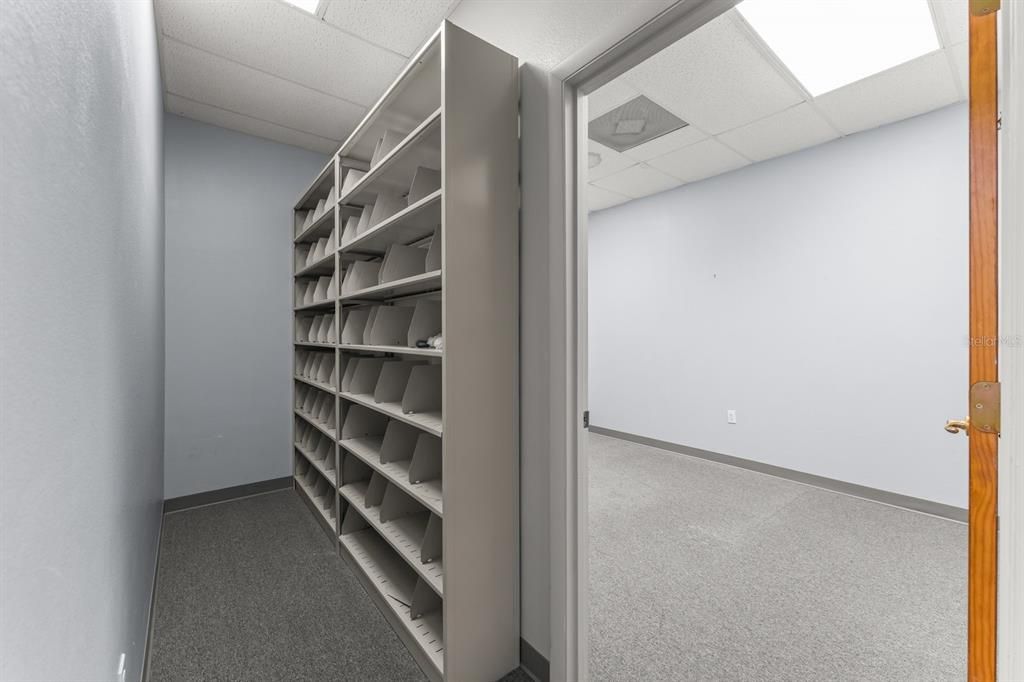 En Venta: $450,000 (0 camas, 0 baños, 2001 Pies cuadrados)