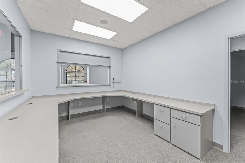 En Venta: $450,000 (0 camas, 0 baños, 2001 Pies cuadrados)