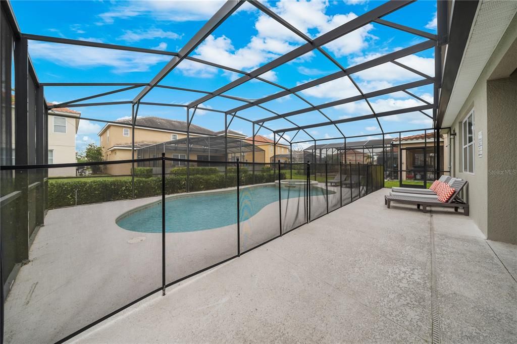 En Venta: $1,195,000 (13 camas, 10 baños, 5479 Pies cuadrados)