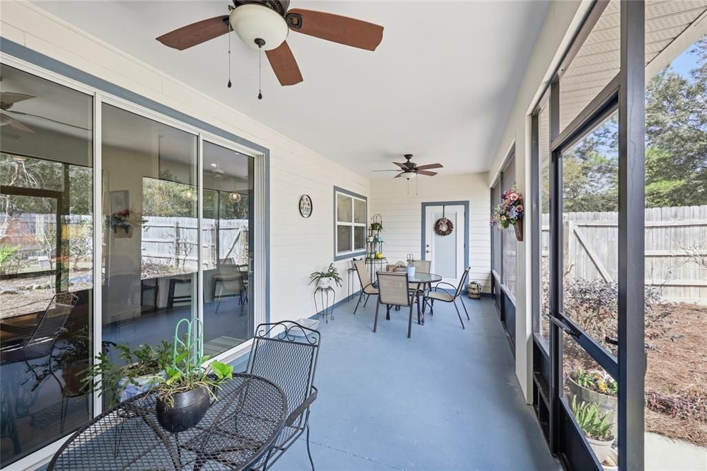 For Sale: $598,000 (3 beds, 2 baths, 1960 Square Feet)