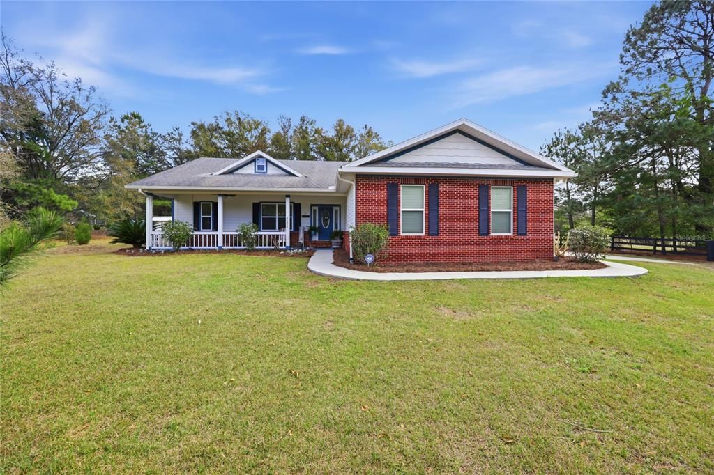 For Sale: $598,000 (3 beds, 2 baths, 1960 Square Feet)