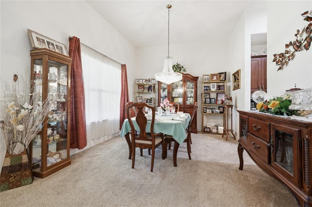 For Sale: $598,000 (3 beds, 2 baths, 1960 Square Feet)