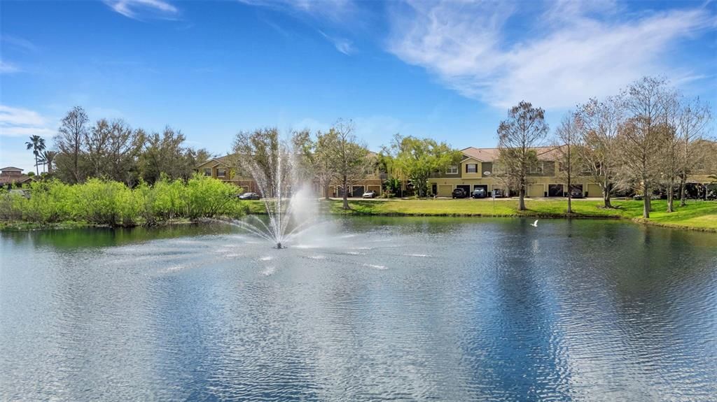 Activo con contrato: $230,000 (3 camas, 2 baños, 1146 Pies cuadrados)