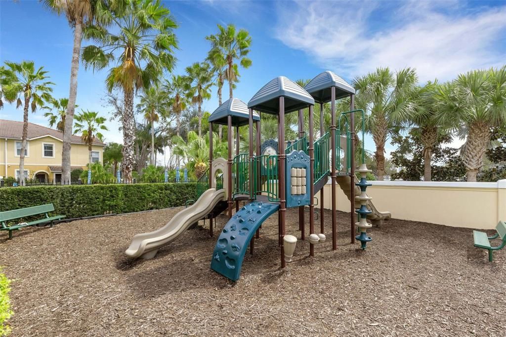 Activo con contrato: $230,000 (3 camas, 2 baños, 1146 Pies cuadrados)