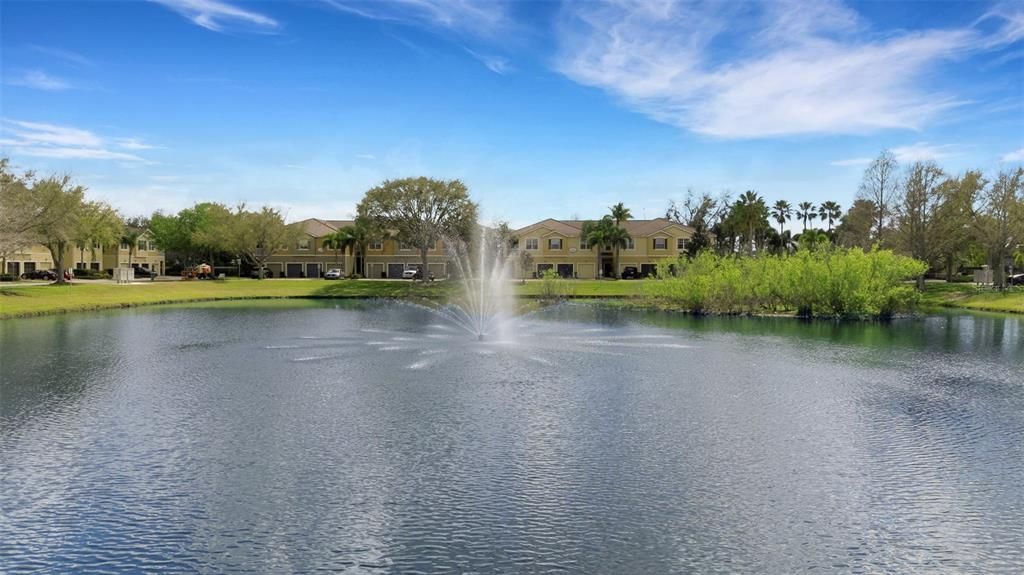 Activo con contrato: $230,000 (3 camas, 2 baños, 1146 Pies cuadrados)