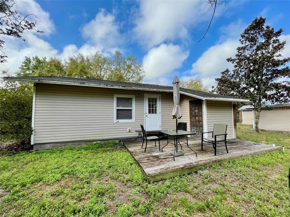 Activo con contrato: $215,000 (1 camas, 1 baños, 750 Pies cuadrados)
