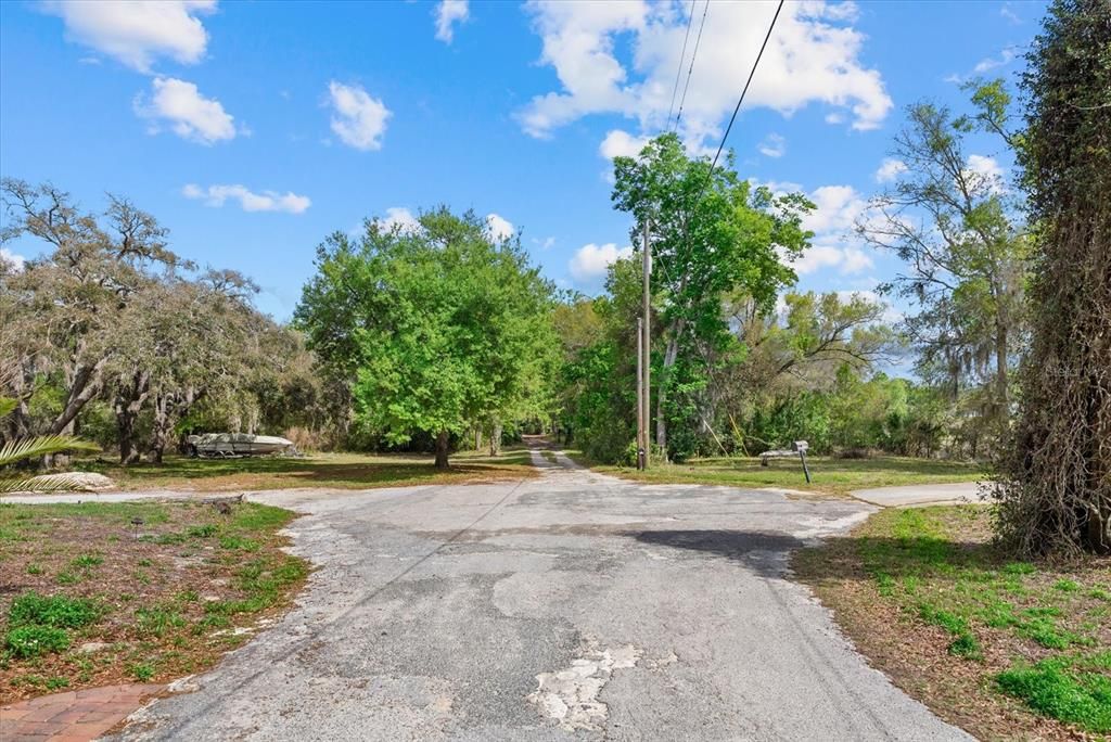 待售: $115,000 (4.00 acres)