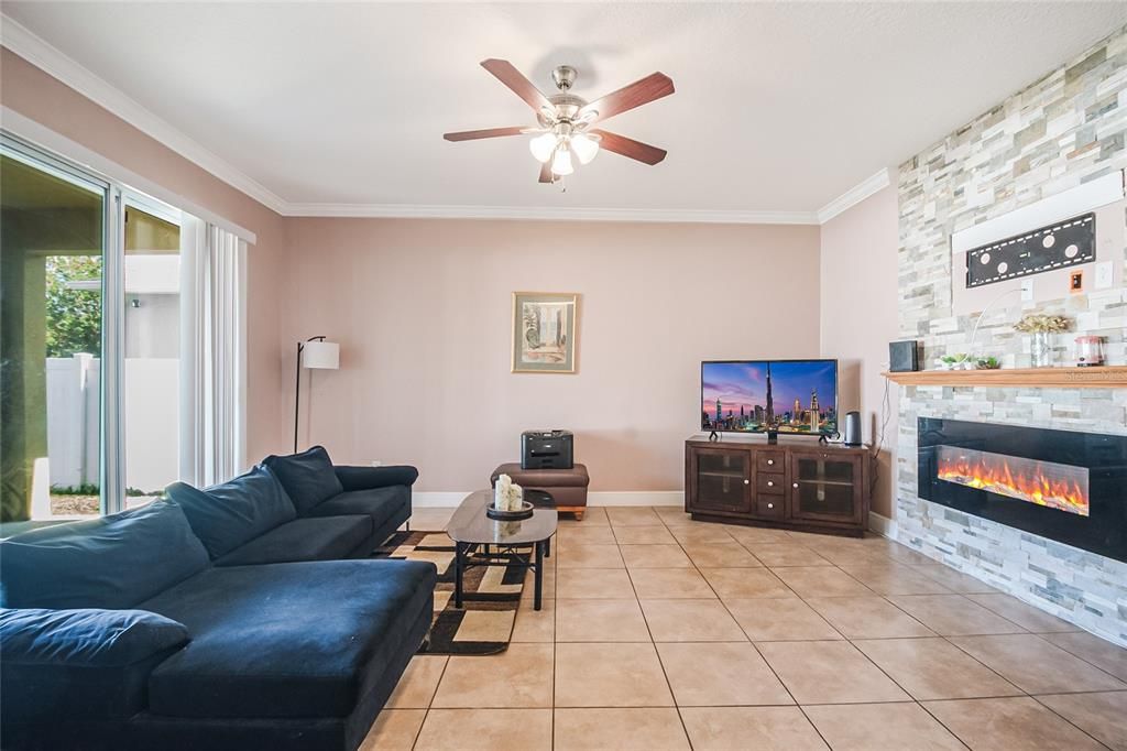 Active With Contract: $399,500 (4 beds, 2 baths, 2393 Square Feet)