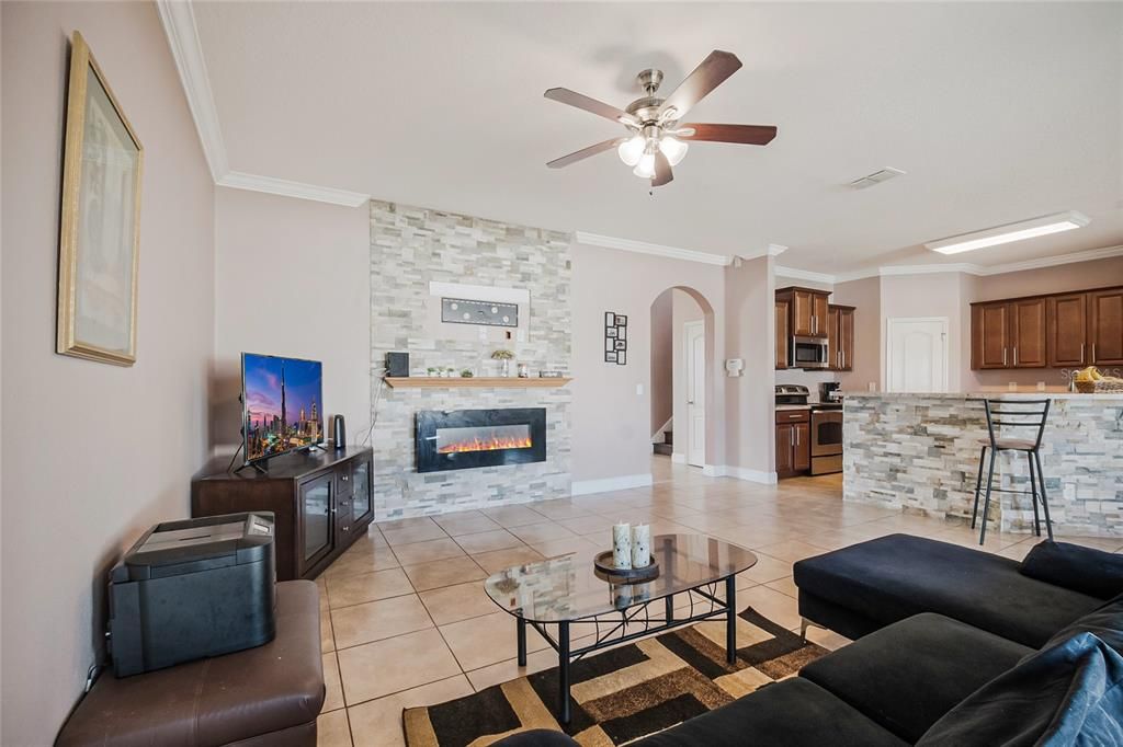 Active With Contract: $399,500 (4 beds, 2 baths, 2393 Square Feet)