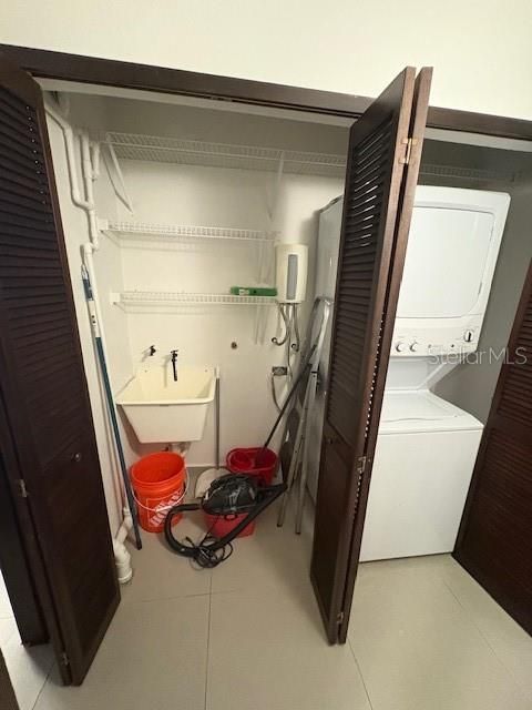 出租: $2,480 (2 贝兹, 2 浴室, 1104 平方英尺)